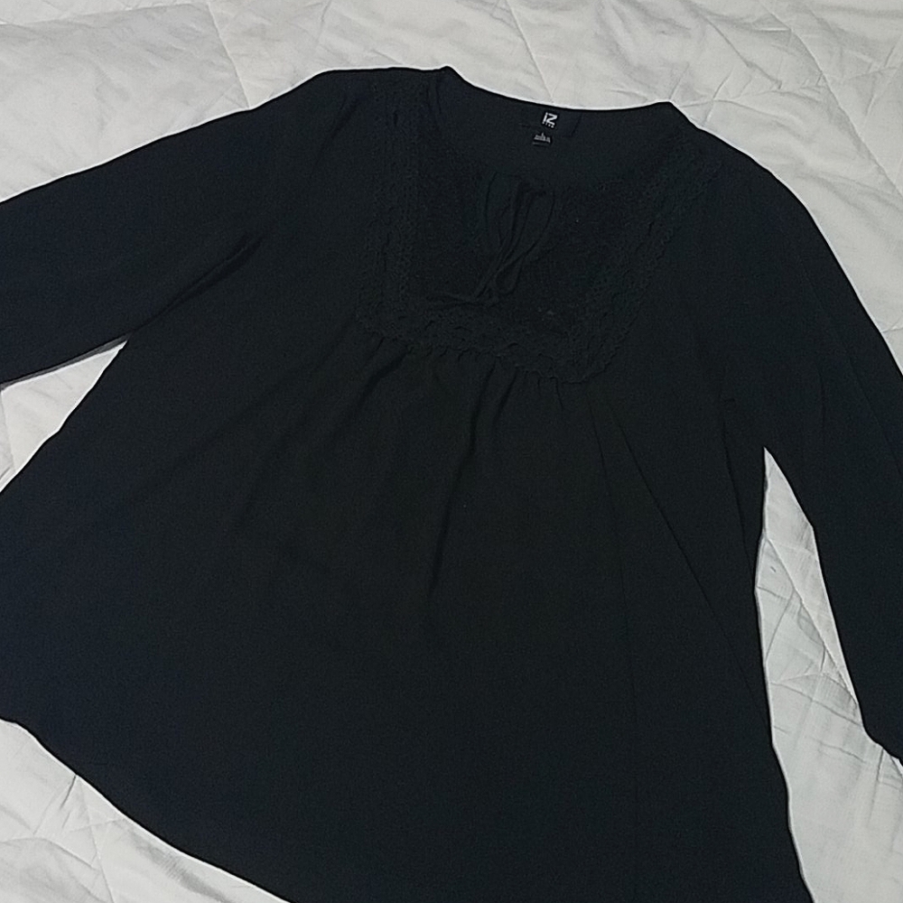 IZ Byer Black Peasant Top
